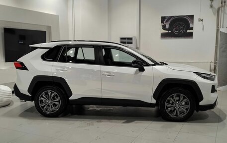 Toyota RAV4, 2024 год, 4 779 000 рублей, 8 фотография