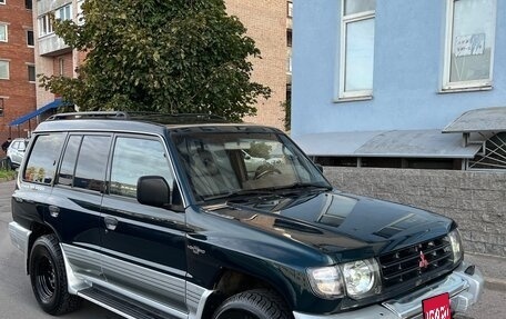 Mitsubishi Montero III, 1999 год, 810 000 рублей, 2 фотография