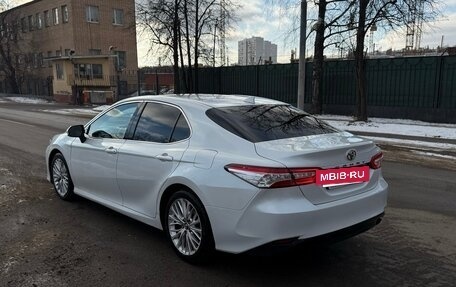 Toyota Camry, 2019 год, 2 500 000 рублей, 3 фотография