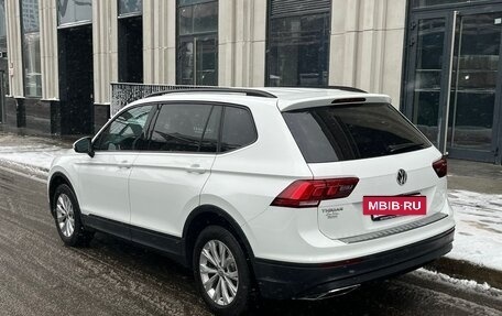 Volkswagen Tiguan II, 2019 год, 2 490 000 рублей, 8 фотография