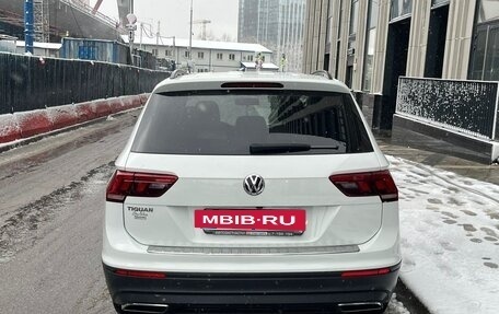 Volkswagen Tiguan II, 2019 год, 2 490 000 рублей, 5 фотография