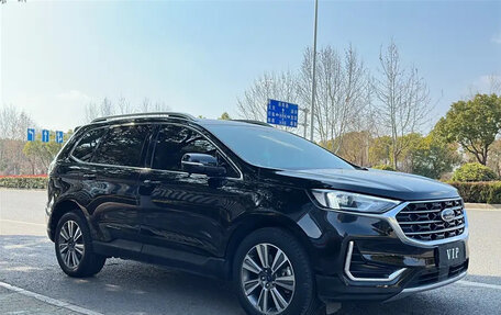 Ford Edge II рестайлинг, 2022 год, 2 800 000 рублей, 3 фотография