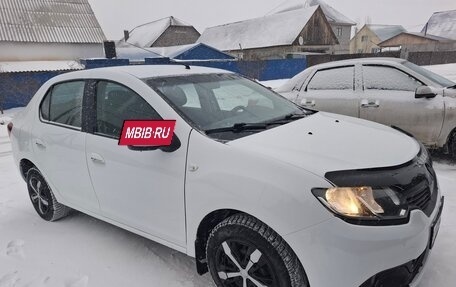 Renault Logan II, 2017 год, 640 000 рублей, 4 фотография