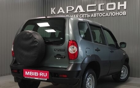 Chevrolet Niva I рестайлинг, 2018 год, 870 000 рублей, 2 фотография