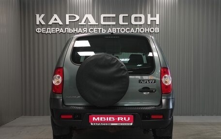 Chevrolet Niva I рестайлинг, 2018 год, 870 000 рублей, 4 фотография