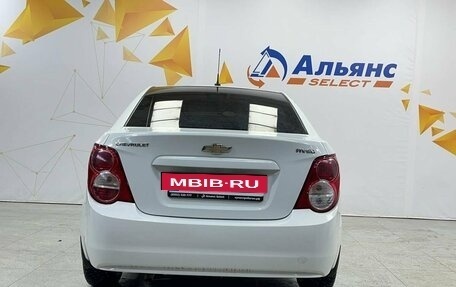 Chevrolet Aveo III, 2014 год, 735 000 рублей, 4 фотография