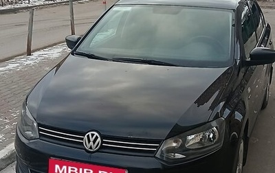 Volkswagen Polo VI (EU Market), 2013 год, 940 000 рублей, 1 фотография