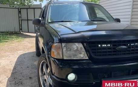 Ford Explorer III, 2005 год, 900 000 рублей, 2 фотография