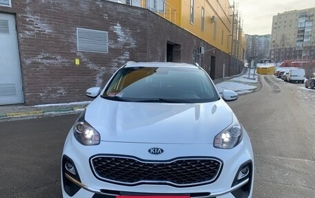 KIA Sportage IV рестайлинг, 2021 год, 2 650 000 рублей, 3 фотография