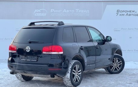 Volkswagen Touareg III, 2002 год, 765 000 рублей, 2 фотография