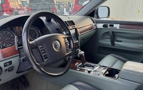 Volkswagen Touareg III, 2002 год, 765 000 рублей, 10 фотография