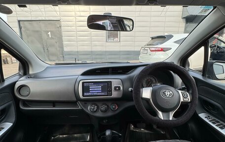 Toyota Vitz, 2014 год, 900 000 рублей, 11 фотография