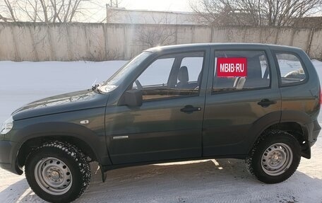 Chevrolet Niva I рестайлинг, 2011 год, 690 000 рублей, 2 фотография