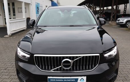 Volvo XC40 I, 2021 год, 3 300 000 рублей, 2 фотография