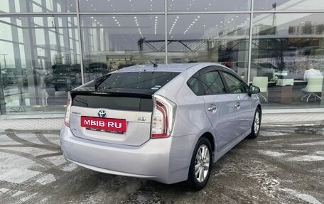 Toyota Prius, 2015 год, 1 453 000 рублей, 4 фотография