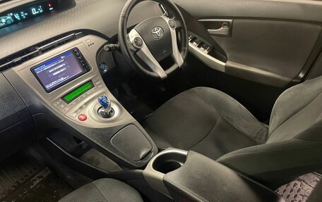 Toyota Prius, 2015 год, 1 453 000 рублей, 11 фотография