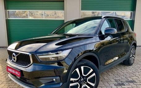 Volvo XC40 I, 2020 год, 3 000 000 рублей, 1 фотография