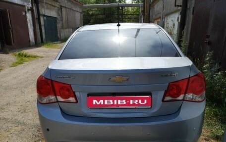 Chevrolet Cruze II, 2009 год, 500 000 рублей, 3 фотография