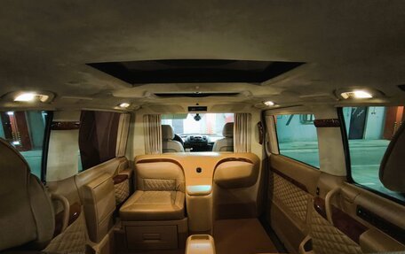 Mercedes-Benz Viano, 2012 год, 2 950 000 рублей, 14 фотография