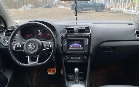 Volkswagen Polo VI (EU Market), 2017 год, 1 300 000 рублей, 8 фотография