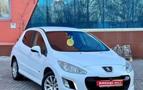 Peugeot 308 II, 2011 год, 599 000 рублей, 3 фотография