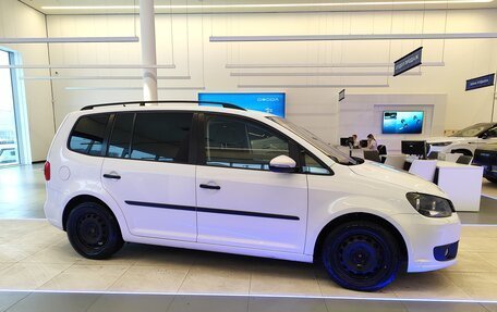 Volkswagen Touran III, 2013 год, 1 145 000 рублей, 6 фотография