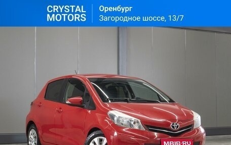 Toyota Yaris III рестайлинг, 2014 год, 969 000 рублей, 1 фотография