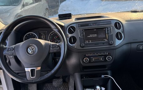 Volkswagen Tiguan I, 2011 год, 1 600 000 рублей, 5 фотография