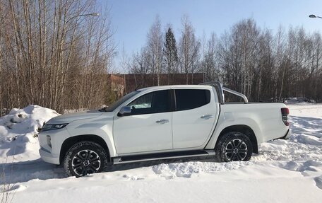 Mitsubishi L200 IV рестайлинг, 2019 год, 3 050 000 рублей, 3 фотография