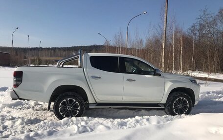 Mitsubishi L200 IV рестайлинг, 2019 год, 3 050 000 рублей, 2 фотография