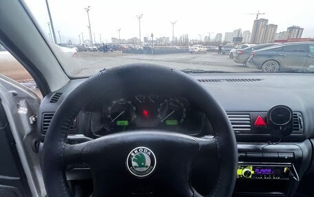 Skoda Octavia IV, 2002 год, 380 000 рублей, 11 фотография