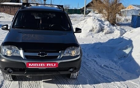 Chevrolet Niva I рестайлинг, 2011 год, 695 000 рублей, 4 фотография