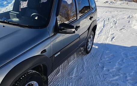 Chevrolet Niva I рестайлинг, 2011 год, 695 000 рублей, 14 фотография