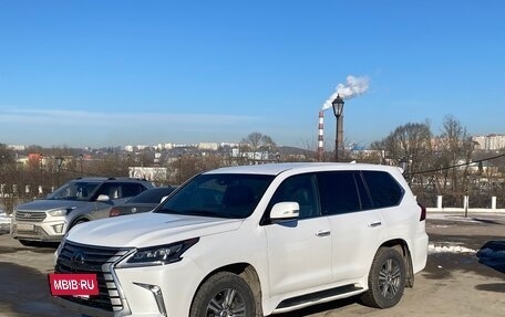 Lexus LX III, 2018 год, 8 200 000 рублей, 3 фотография