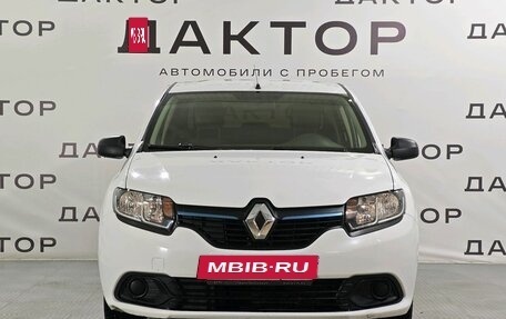 Renault Logan II, 2015 год, 600 000 рублей, 2 фотография