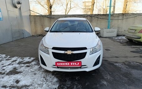 Chevrolet Cruze II, 2013 год, 915 000 рублей, 4 фотография