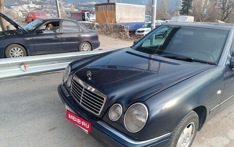 Mercedes-Benz E-Класс, 1997 год, 570 000 рублей, 18 фотография