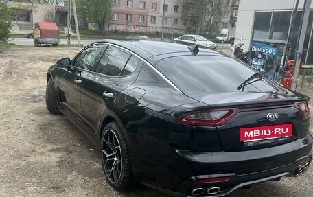 KIA Stinger I, 2018 год, 2 550 000 рублей, 2 фотография