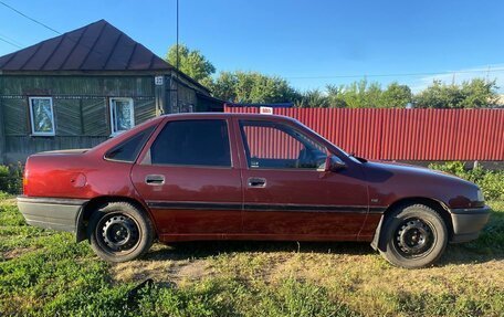 Opel Vectra A, 1992 год, 220 000 рублей, 2 фотография