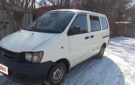 Toyota Town Ace III, 2000 год, 470 000 рублей, 3 фотография