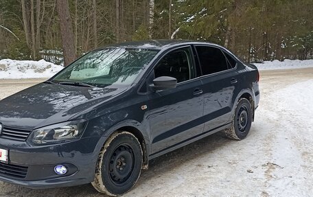 Volkswagen Polo VI (EU Market), 2011 год, 730 000 рублей, 1 фотография