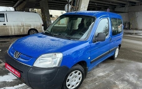 Peugeot Partner II рестайлинг 2, 2009 год, 600 000 рублей, 1 фотография