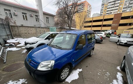 Peugeot Partner II рестайлинг 2, 2009 год, 600 000 рублей, 9 фотография