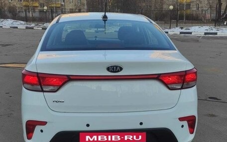 KIA Rio IV, 2018 год, 950 000 рублей, 7 фотография