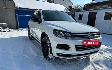 Volkswagen Touareg III, 2013 год, 2 700 000 рублей, 2 фотография