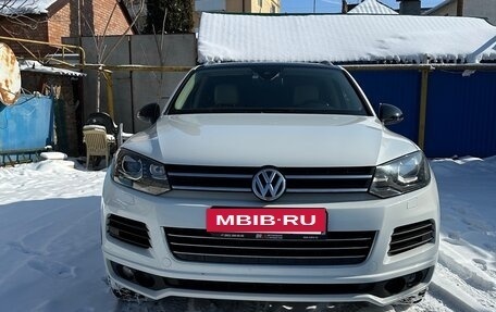 Volkswagen Touareg III, 2013 год, 2 700 000 рублей, 3 фотография