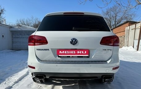 Volkswagen Touareg III, 2013 год, 2 700 000 рублей, 6 фотография