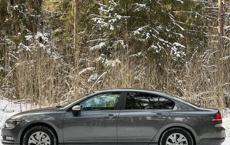 Volkswagen Passat B8 рестайлинг, 2016 год, 1 699 999 рублей, 9 фотография