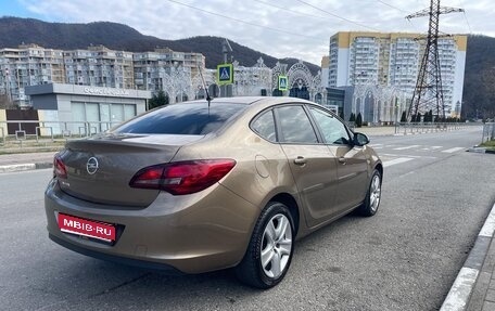 Opel Astra J, 2012 год, 990 000 рублей, 1 фотография