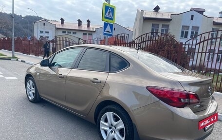 Opel Astra J, 2012 год, 990 000 рублей, 8 фотография